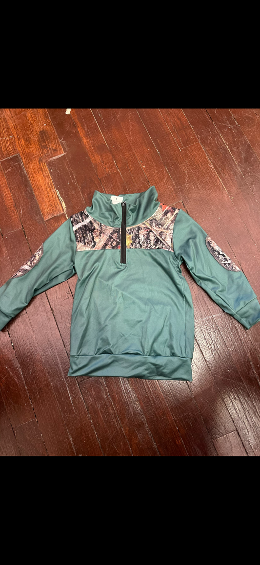 Camo pullover
